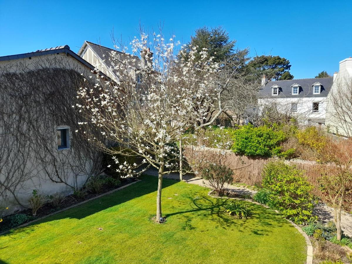 Maison Spacieuse Entre La Ville Et La Cote Saint-Martin-des-Champs  ภายนอก รูปภาพ