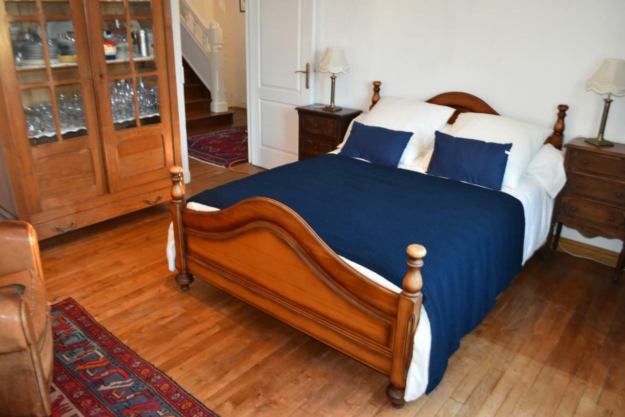 Maison Spacieuse Entre La Ville Et La Cote Saint-Martin-des-Champs  ภายนอก รูปภาพ